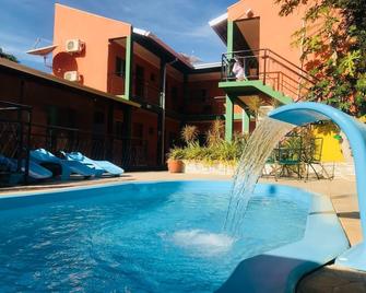 木瓜旅館 - 博尼塔 - 博尼圖 - 游泳池