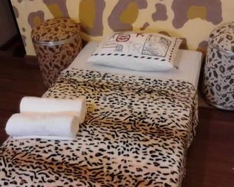 mstay - Banguecoque - Quarto