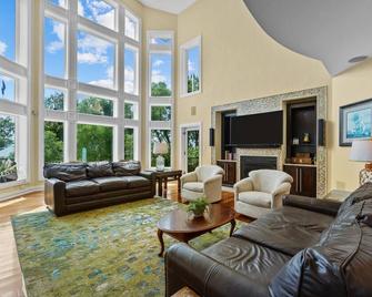 1350 - Panache by Resort Realty - Corolla - Living room