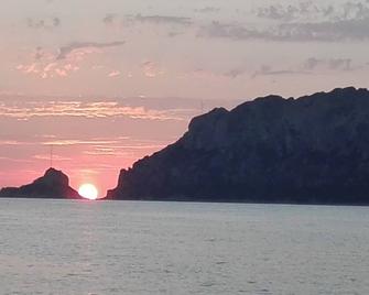 B&B Diec10 - Olbia - Beach