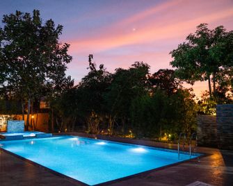 Wagharanya Resort, Moharli, Tadoba - Khadsangi - Piscina