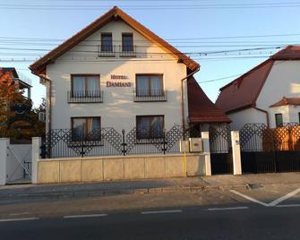 Boutique Damiani - Sibiu - Edificio