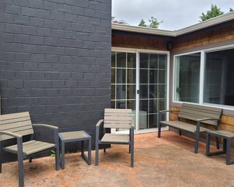 South Beach Bungalow - Point Roberts - Patio
