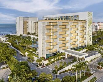 Marriott's Crystal Shores Marco Island -Oceanfront Villa - 2 Bedrooms - Sleeps 8 - Marco Island - Edificio