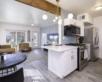 Ash & Ko Boutique Lodging - Phoenix - Cocina