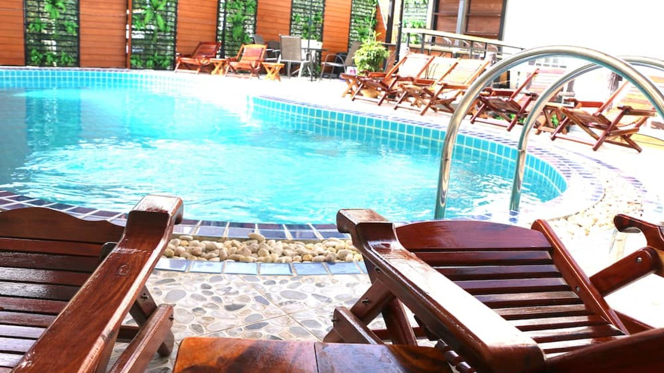 مالي نامفو هوتل