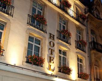 Best Western Hotel Crystal - Nancy - Building