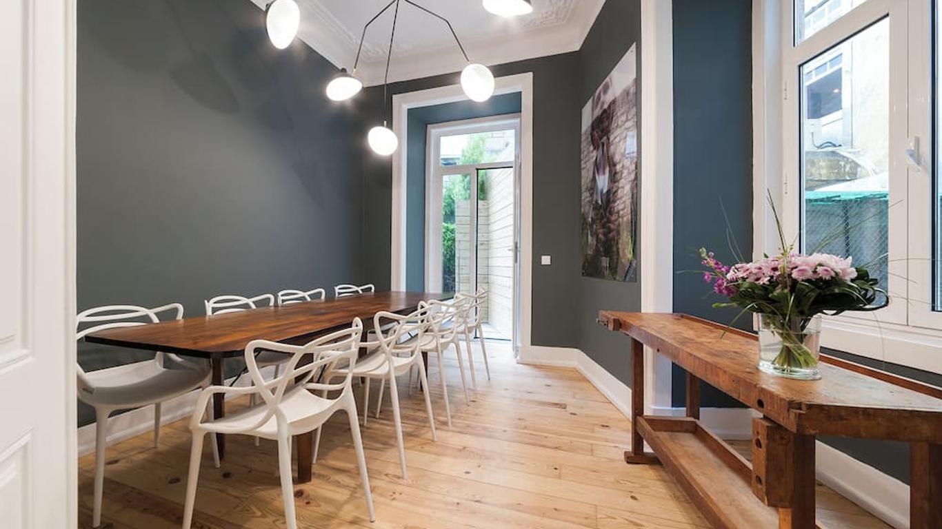 Lisbon Cheese & Wine Suites