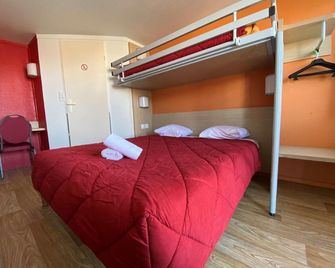 Classic Hôtel - Fontenay-Trésigny - Fontenay-Trésigny - Slaapkamer