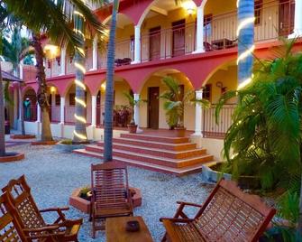 Hotel Le Flamboyant - Ziguinchor - Vista del exterior