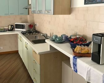 Sava Bed And Breakfast - Santeramo in Colle - Küche