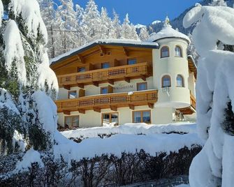 Double room 2 - Haus Waldheim - Oetz - Building