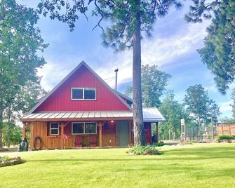 Abundant Activities for Adventures People - Goldendale - Building
