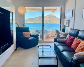 Waterfront apartment - Sant Elm - Sala de estar