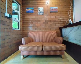 Spot On 89942 M & H Rizq Ventures - Kota Bharu - Lobby
