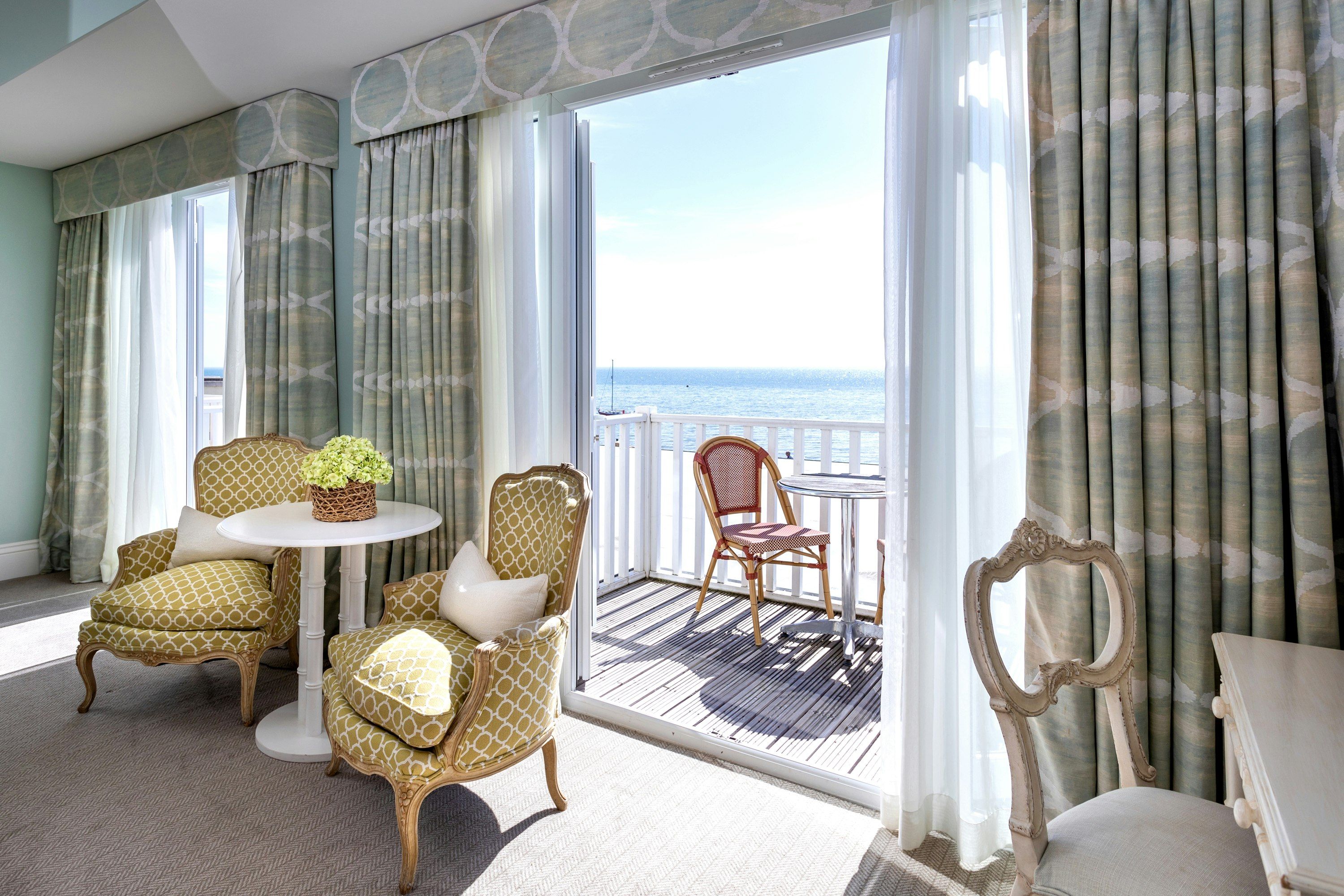 فندق روزلين بيتش