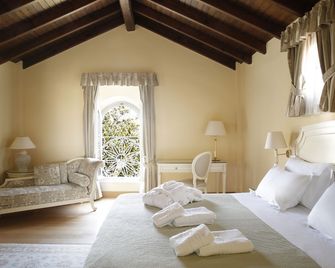 سيورا فيتوريا بوتيك هوتل - كورفو - غرفة نوم