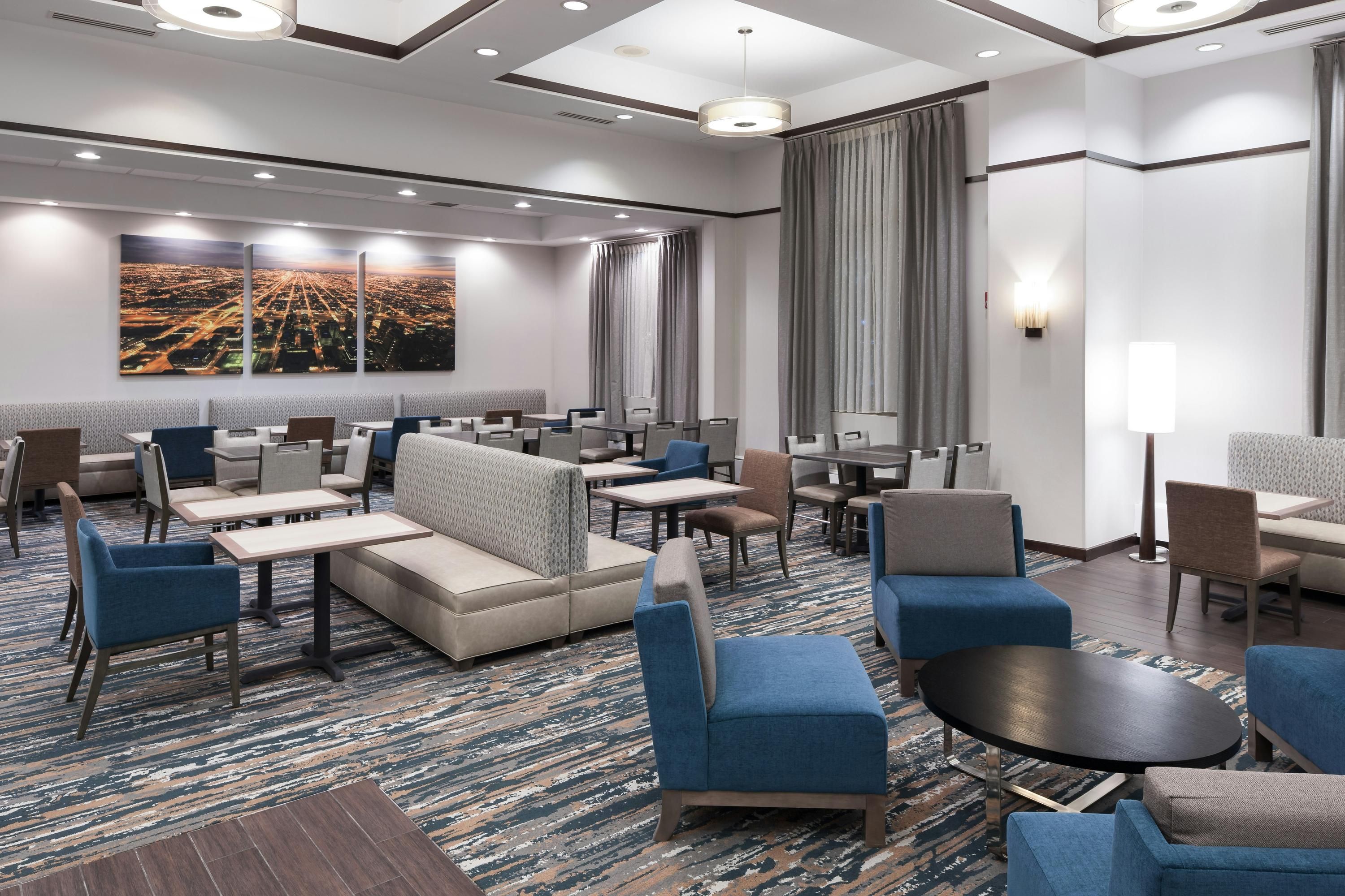 Hampton Inn & Suites Chicago-North Shore/Skokie - סקוקי - מסעדה