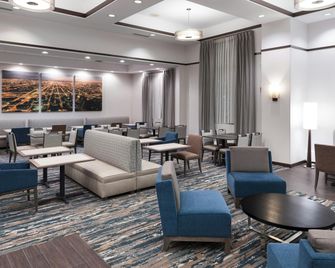 Hampton Inn & Suites Chicago-North Shore/Skokie - Skokie - Sala de estar