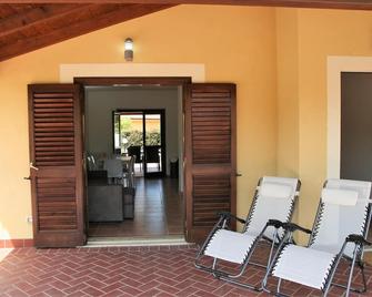 Portoada Park Villas - Pizzo - Patio