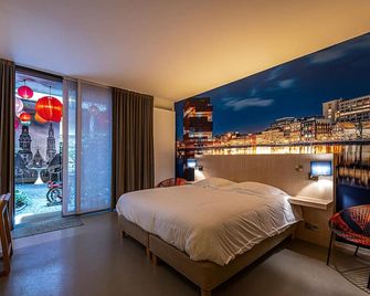 Antwerp For Two B&B - אנטוורפן - חדר שינה