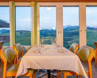 Hotel Swiss Views - Hemberg - Dining room