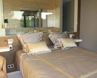 B&B The View Bis - קורטרייק - חדר שינה