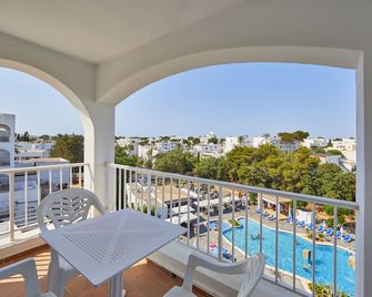 Ola Apartamentos Cala D'or - Cala d'Or - Balcon