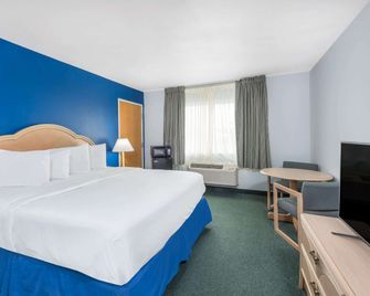 Days Inn by Wyndham Osage Beach Lake of the Ozarks - Osage Beach - Bedroom