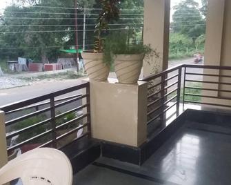 Hotel Devarshi - Maheshwar - Balcón