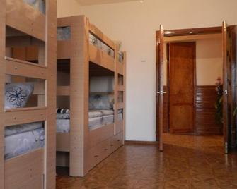 Ussr Hostel - Bişkek - Yatak Odası