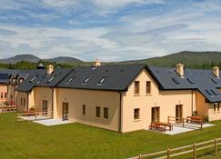 Eclipse Centre Holiday Homes & Activity Centre - Kenmare - Bygning