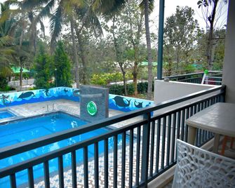 Gandhada Goodu Retreat - Kanakapura - Pool