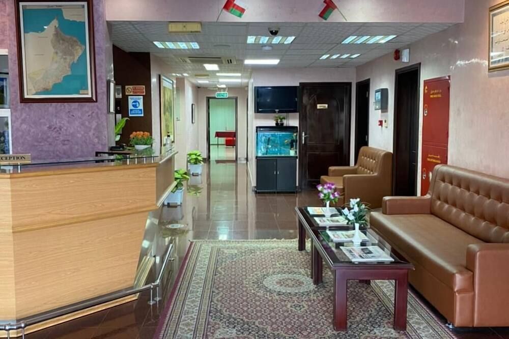 Azaiba Hotel Apartments - Maskat - Rezeption