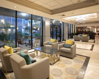 Crowne Plaza Costa Mesa Orange County By IHG - Costa Mesa - Resepsjon