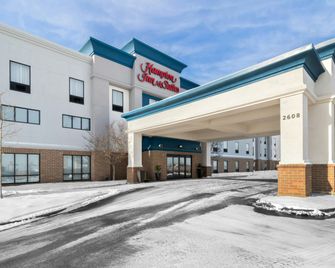 Hampton Inn & Suites New Castle - New Castle - Budova