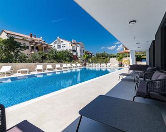 Luxury Apartments Magali 3 - Rovinj - Pool