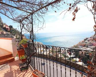 Estate4home - Maison Lirio - Positano - Balcony
