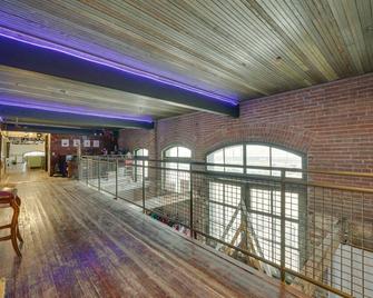 Historic Texarkana Studio Rental: Walk to Downtown - Texarkana - Lobby