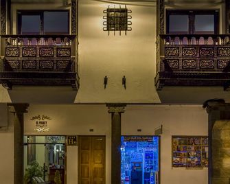 El Virrey by Katari - Cusco