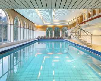 Sunstar Hotel Arosa - Arosa - Piscina