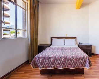 Capital O Nueva Galicia, Guadalajara centro downtown - גוואדאלחארה
