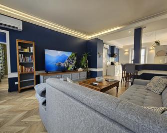 La Maison V.H., Appartements d'Hôtes - Troyes - Huiskamer