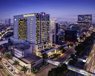 Grand Mercure Jakarta Harmoni - Jakarta - Bygning