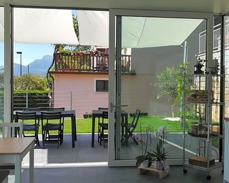 Bed And Breakfast Anna - Isera - Balcony