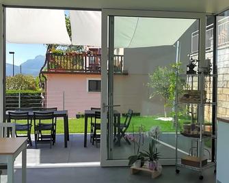 Bed and Breakfast Anna - Isera - Balcony