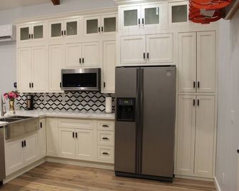 Newly Built Elegant and Stunning Guest House !!! - Petaluma - Küche
