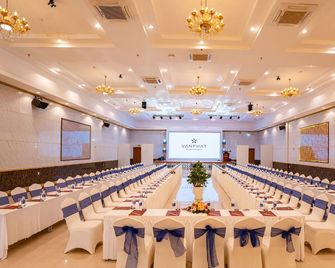 Van Phat Riverside Hotel - Can Tho - Meeting room