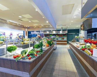 Aldiana Club Salzkammergut Und Grimmingt - Bad Mitterndorf - Buffet