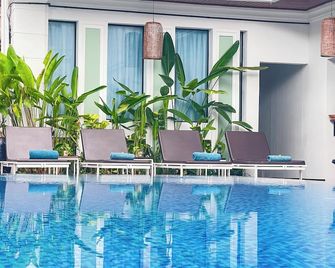 The Center Point - Siem Reap - Piscina